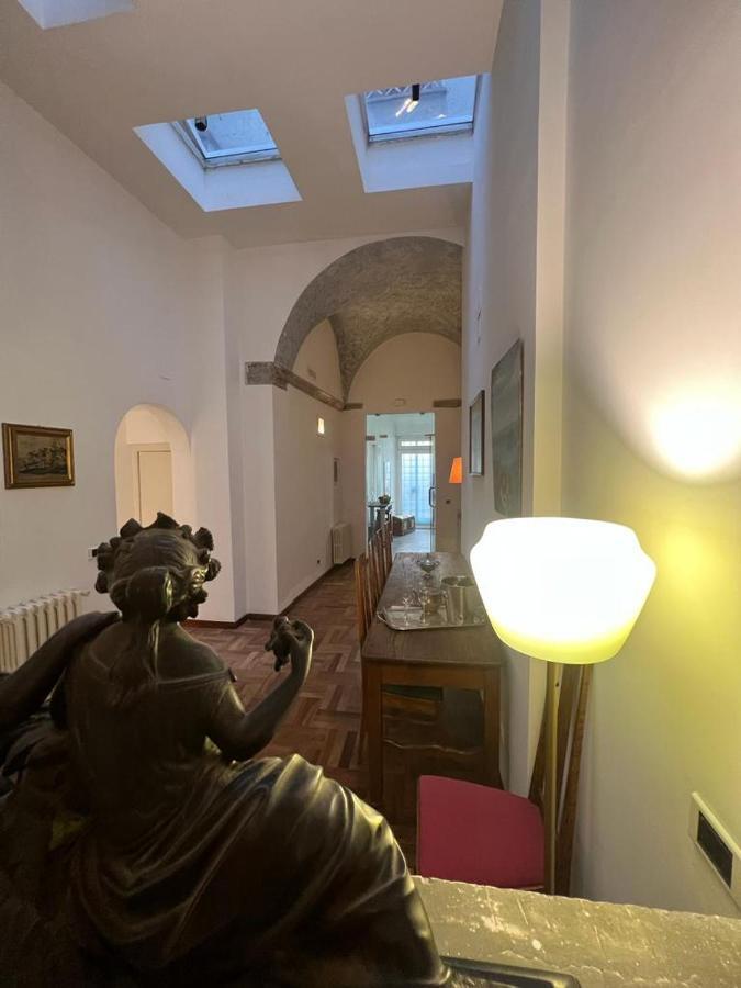 Piazza Navona Domus Vetrina * Rom